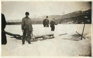 Historic view of Whistler (3 people)