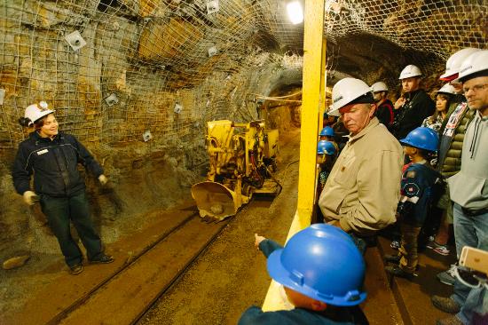 People on a mining tour in a mine